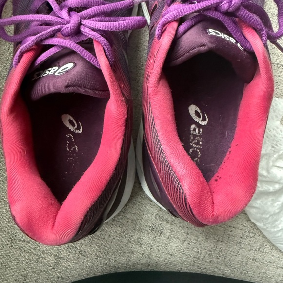 Asics Women's Gel Nimbus 19 Shoes - Women’s Size 8.5 Burgundy/ Pre-Loved - Picture 5 of 6
